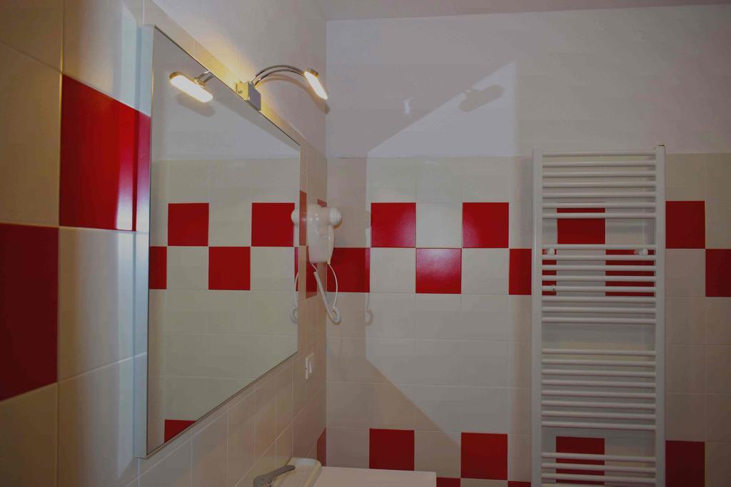 Residence Ambra Riva del Garda Eksteriør billede
