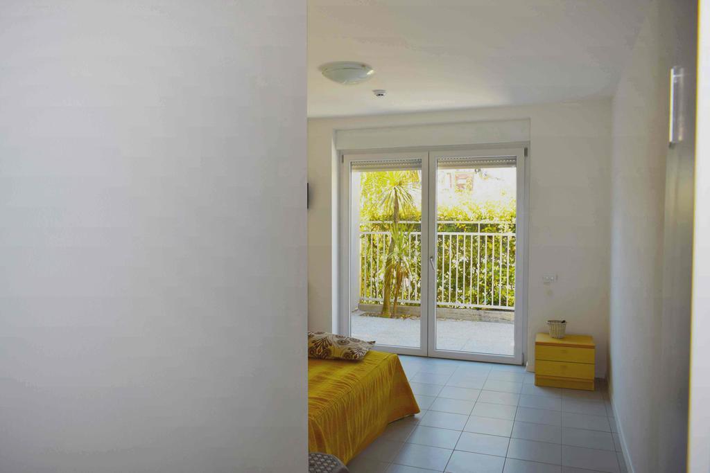 Residence Ambra Riva del Garda Eksteriør billede