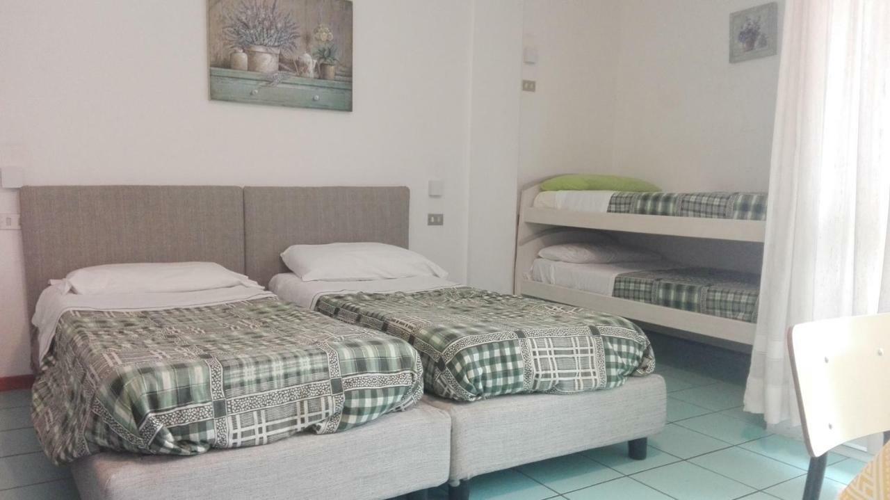 Residence Ambra Riva del Garda Eksteriør billede