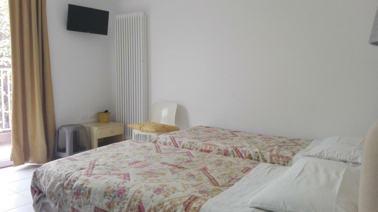 Residence Ambra Riva del Garda Eksteriør billede