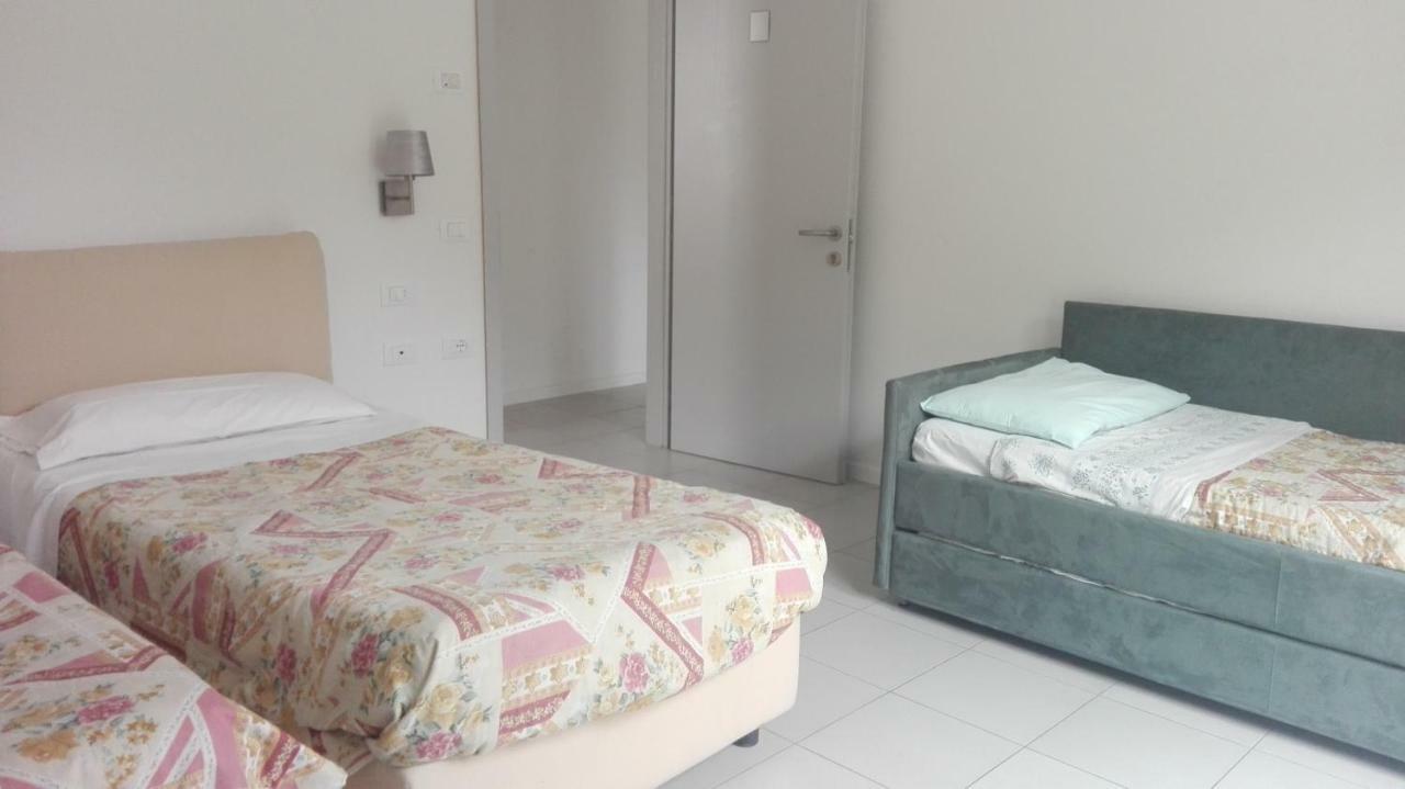 Residence Ambra Riva del Garda Eksteriør billede